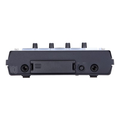 دستگاه دی جی Roland SP-404A