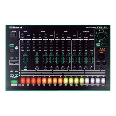 دستگاه دی جی Roland TR-8