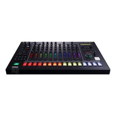 دستگاه دی جی Roland TR-8S
