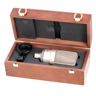 کارت صدا Neumann TLM 103