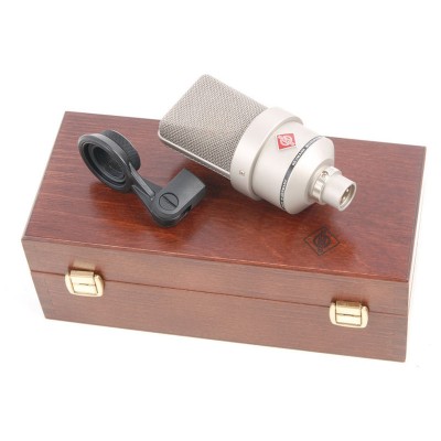 کارت صدا Neumann TLM 103