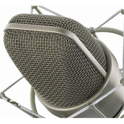 کارت صدا Neumann TLM 49