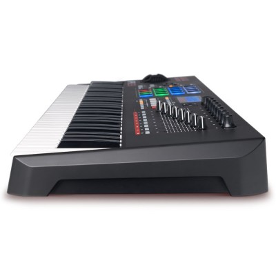 میدی کنترلر AKAI MPK261