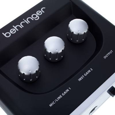کارت صدا Behringer U-Phoria UM2